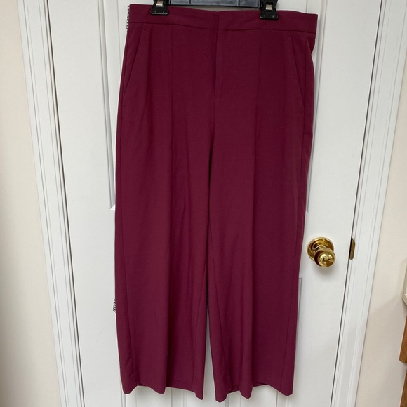 Banana Republic Wide Leg Crop Pant - Picture 1 of 4